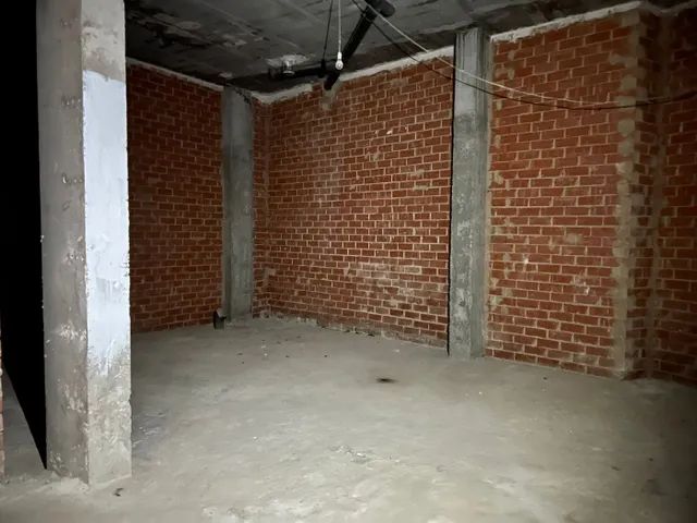 Emprender en Cartagena Centro, tu mejor opción. Local Comercial con amplia fachada. — 12