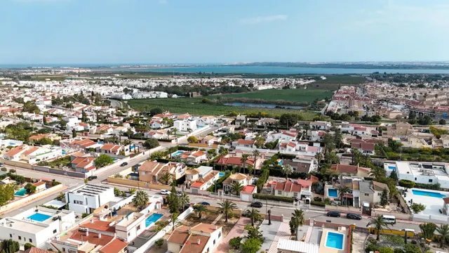Villa 3 habitaciones 163m² en venta - Doña Pepa — 25