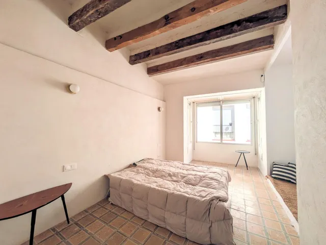 Encantadora Casa Reformada en el Corazón de Amposta — 12
