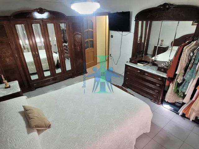 Se vende piso en ensanche-franciscanos — 11