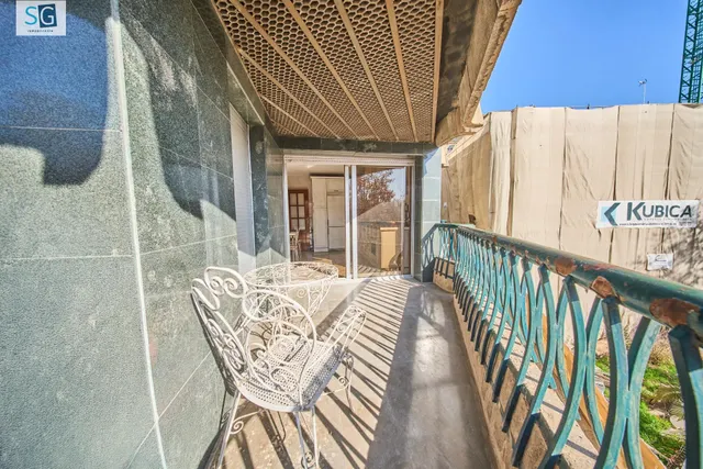 Residencia exclusiva en Paseo del Salón con vistas despejadas — 24