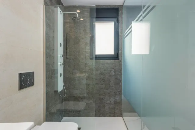 OBRA NUEVA! BUGALOW EN SAN MIGUEL DE SALINAS. 2 DORM. 2 BAÑOS. PISCINA+GARAJE. — 23