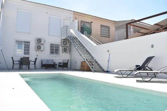 Nuevo-Fantástico bungalow con piscina privada y 3 dormitorio - foto 2