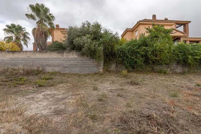 VENTA DE PARCELA EN LA URBANIZACIÓN CAÑADAS DEL PARQUE — 16