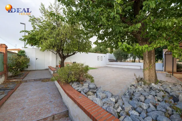 Casa 2 habitaciones 68m² en venta - Otura — 35