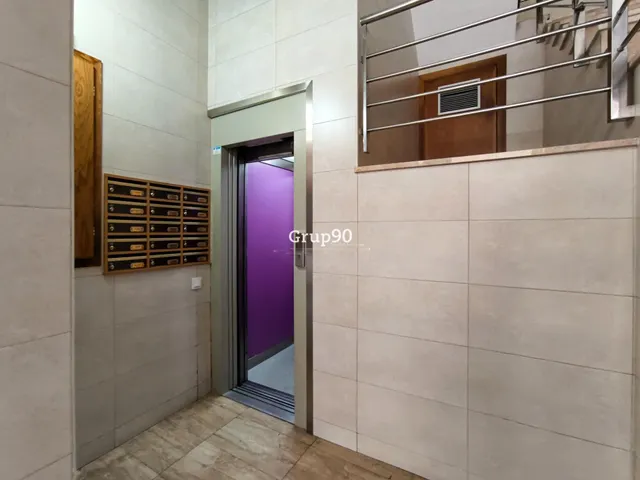 PISO DE 111 M2 TOTALMENTE REFORMADO CON 2 BALCONES JUNTO AL PASSEIG DE RONDA — 43
