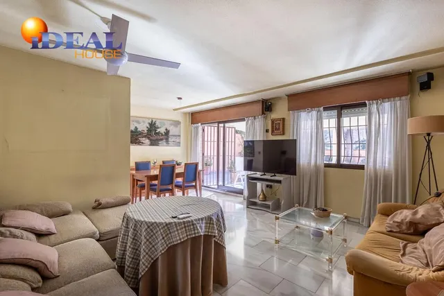 EXCLUSIVO PISO CON JARDÍN PRIVATIVO EN UNA DE LAS MEJORES URBANIZACIONES DE GRANADA — 17