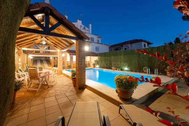 VIVIENDA PAREADA EN MONTELUZ — 2
