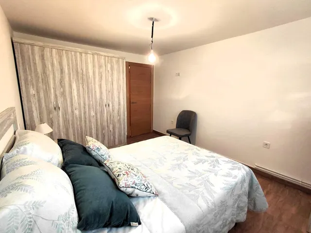 CASA INDEPENDIENTE CON JARDÍN — 13