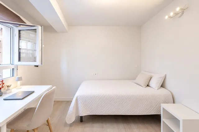 Piso reformado de 113 m2 en pleno centro de Murcia con 4 dormitorios y 2 baños — 19