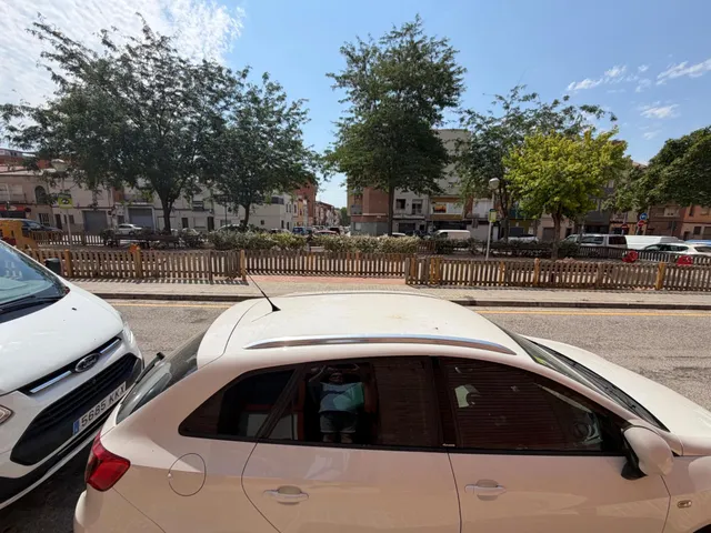 LOCAL COMERCIAL EN CREU DE BARBERA - SABADELL — 16
