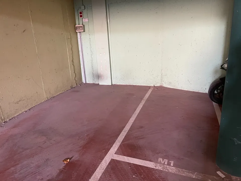 Parking de moto en alquiler