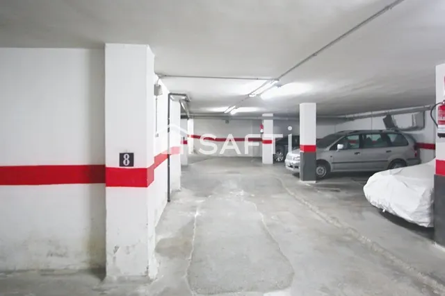 Dos garajes contiguos ZONA MERCADONA !!. - foto 3