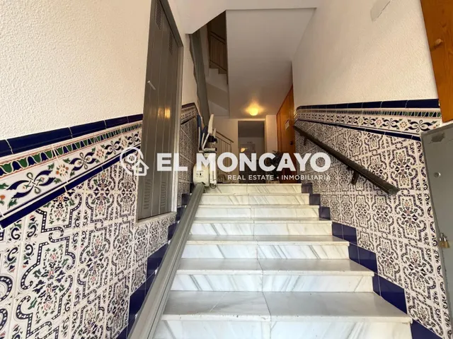 Fantástico apartamento de tres dormitorios a tan solo 300m de las playas de Guardamar del Segura, Alicante — 18