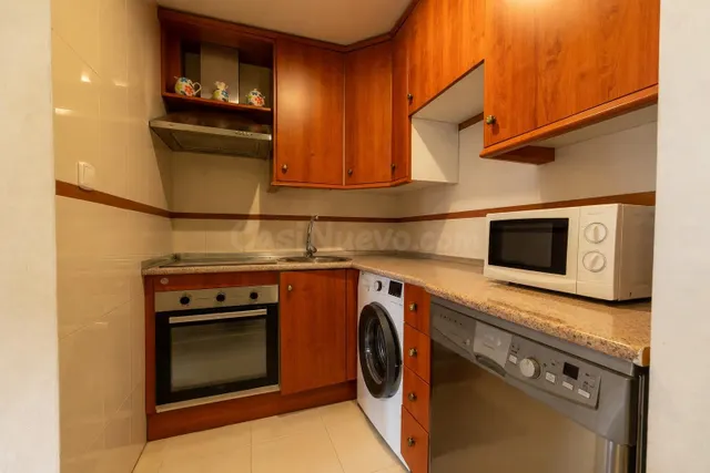 ÁTICO CON TERRAZA, CUBIERTA SUPERIOR DE USO EXCLUSIVO Y AMPL - foto 3