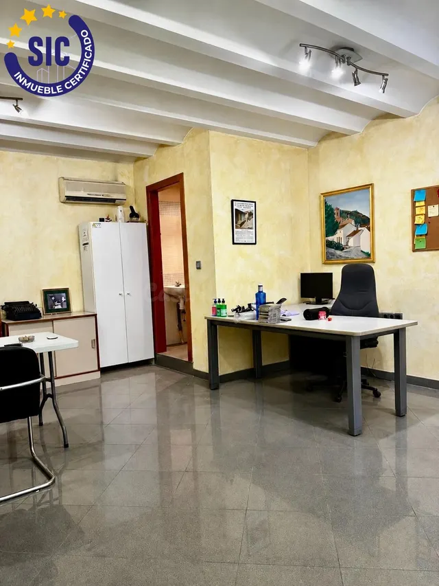 ¡Oportunidad de Inversión Única en Sagunto! Dos Locales Come - foto 4