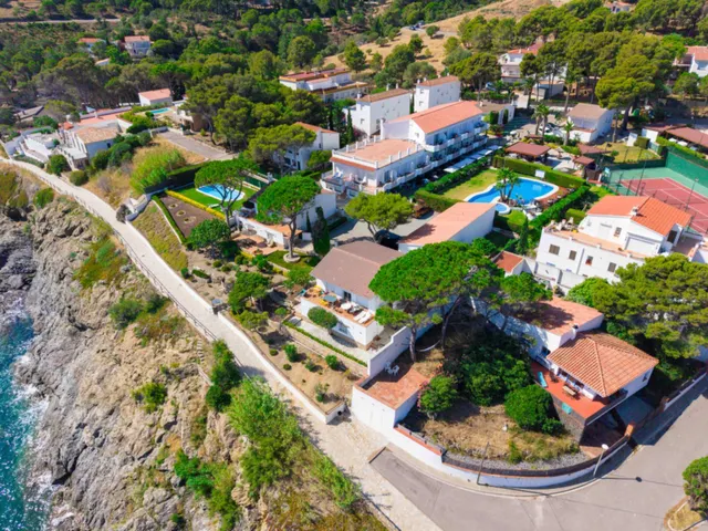 Complejo vacacional en venta en Llança — 34