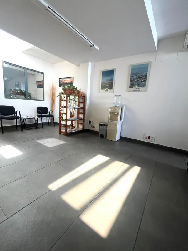 Nave industrial en calle Italia