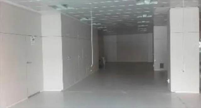 LOCAL COMERCIAL LUMINOSO EN AVDA CID.SIN COMISION — 7