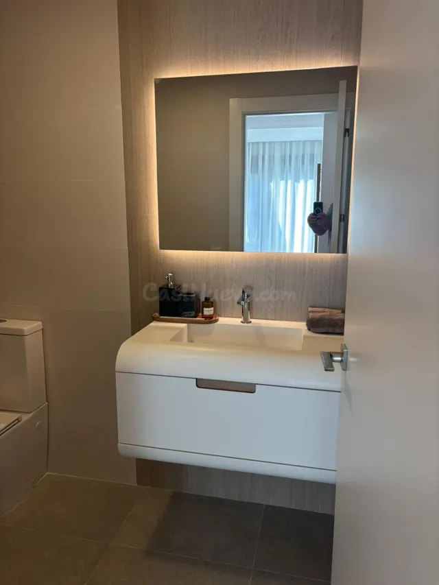 Vivienda AMUEBLADA ,,con gran terraza de 40 metros — 26