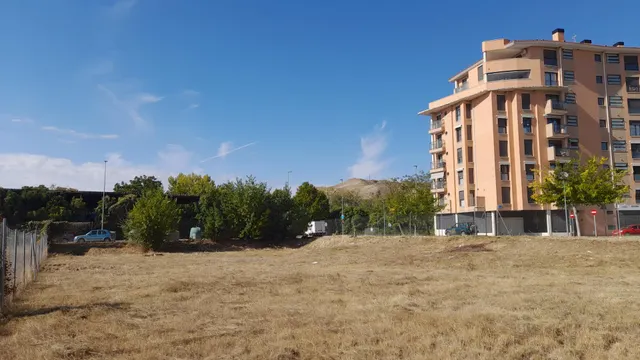 Dos terrenos en venta en Casta Álvarez. Calatayud — 6