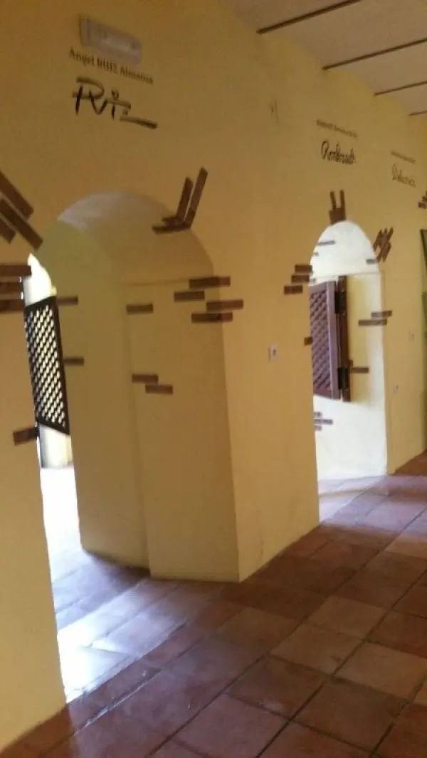 VENTA DE FABULOSO LOCAL COMERCIAL EN EL CASCO ANTIGUO — 18