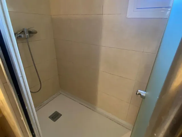 ¡AMPLIO PISO EN UNA ZONA TRANQUILA DE ALCANAR! — 45