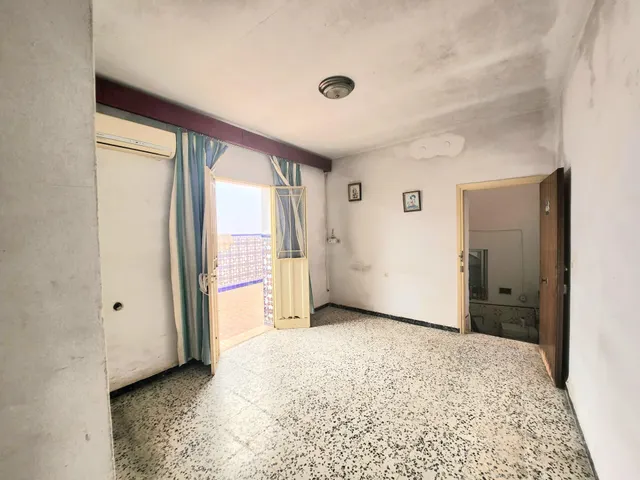 CASA EN PLENA CALLE SAN SEBASTIAN — 48