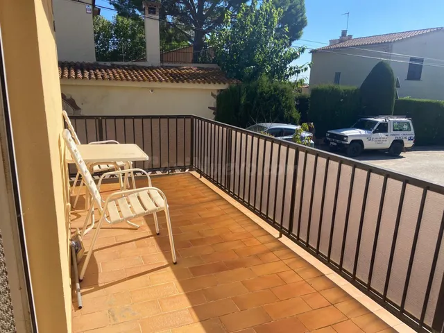 Casa soleada con garaje y espacios exteriores para disfrutar - foto 4