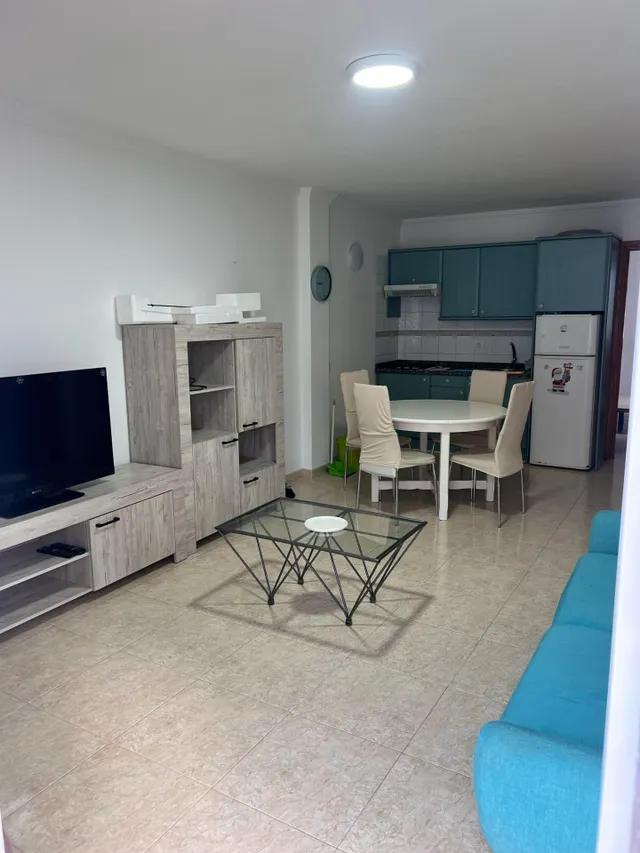 Fraile. Piso 1 habitación, balcon, salon comedor. vistas. no neceista mejoras — 6