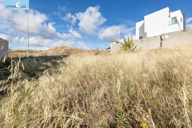 TERRENO A LA VENTA EN PELIGROS — 6