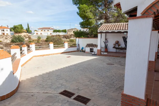 Se Vende Casa Cueva en BENAMAUREL — 6