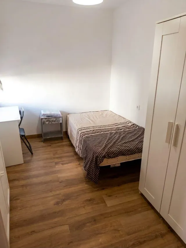 Amplio y Moderno piso para estudiantes/ entre avenida alcora y corte ingles — 12