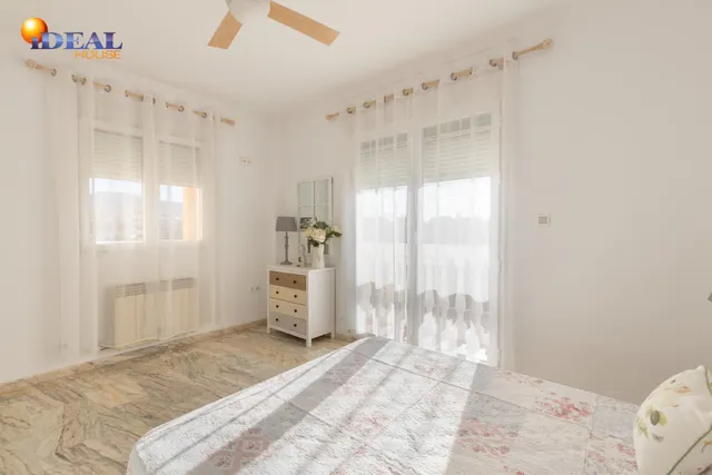 ¡MAGNIFICO CHALET INDEPENDIENTE CON CALIDADES ESPECTACULARES Y PISCINA PRIVADA EN GOJAR! — 39