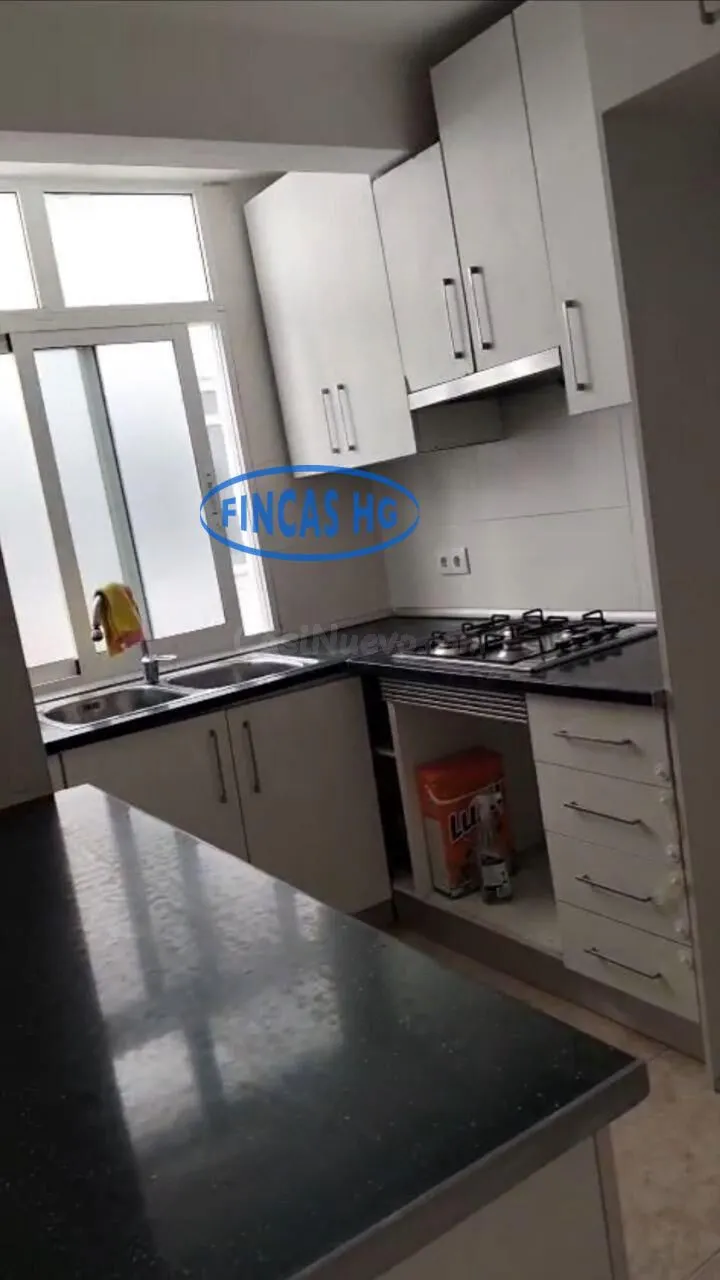 Vivienda en Carolinas bajas junto al Auditorio y a pocos minutos de la Plaza de Toros