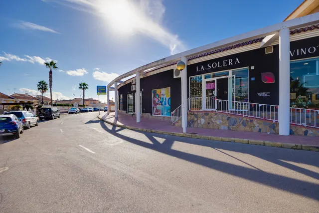 Local Comercial a la venta en Doña Pepa, ciudad Quesada — 25