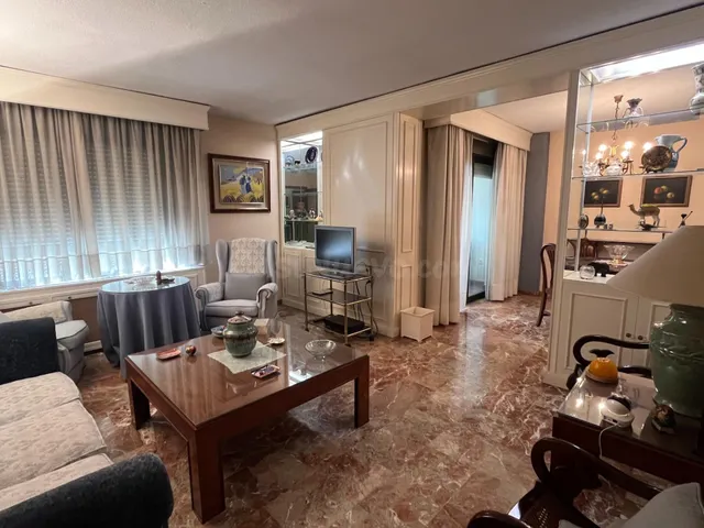 Piso en alquiler junto colegio Regina Mundi