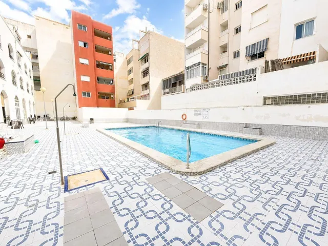 ÁTICO DUPLEX DE 3 habitaciones CON SOLARIUM PRIVADO Y PISCIN - foto 2