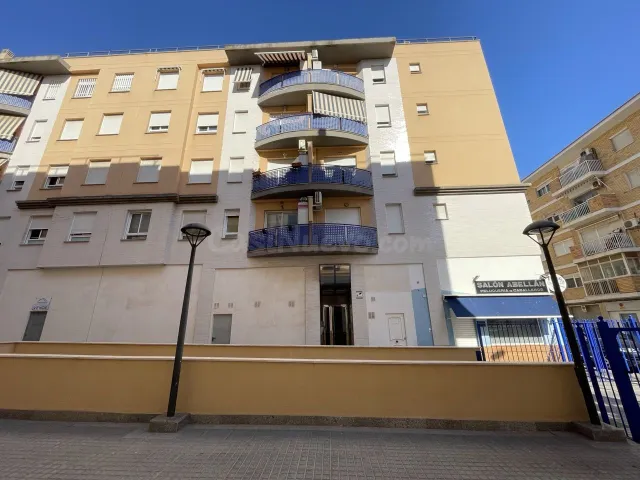 Garaje 10m² en venta - San Félix — 3