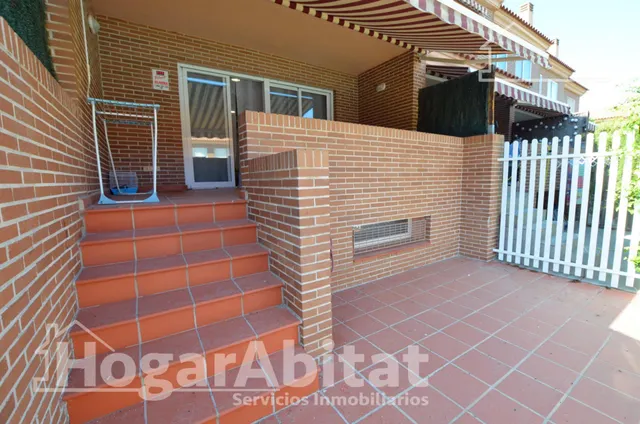 Precioso adosado con garaje, piscina y terraza — 13