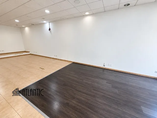 Local comercial 89m² en alquiler - O mosteiro — 4