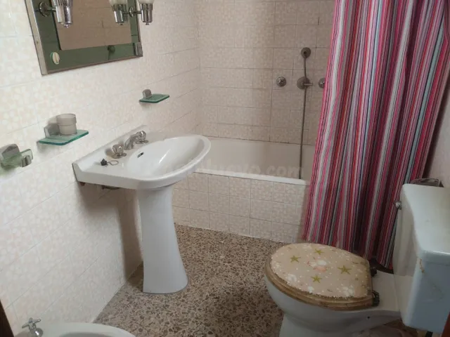 VIVIENDA DE 4 DORMITORIOS EN ZONA DE SAN ROQUE - foto 5