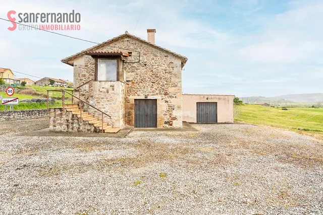 Casa de piedra Independiente sobre terreno urbano en Sobarzo - foto 4