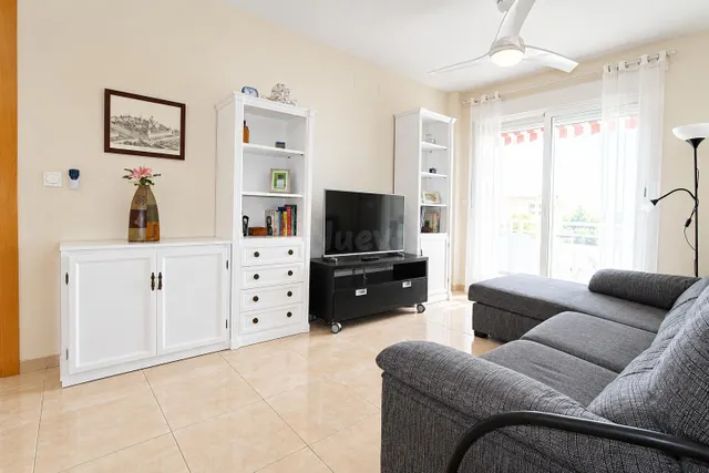 REF. 1882_APARTAMENTO DE 2 DORMITORIOS CON PISCINA Y GARAJE  - foto 3