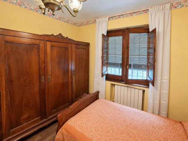 Casa en Carbayín: cuatro dormitorios, dos garajes y terreno para disfrutar de la vida de pueblo — 16
