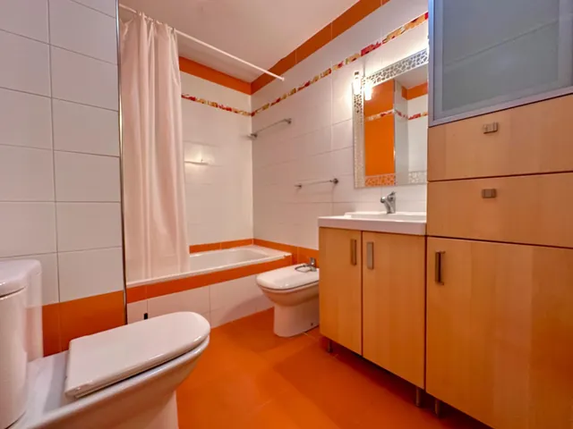 APARTAMENTO - ZONA FLORES DEL SIL — 6