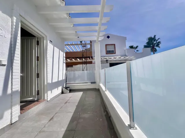 Villa de 5 dormitorios y 4 baños en San Miguel de Salinas (Alicante) — 5