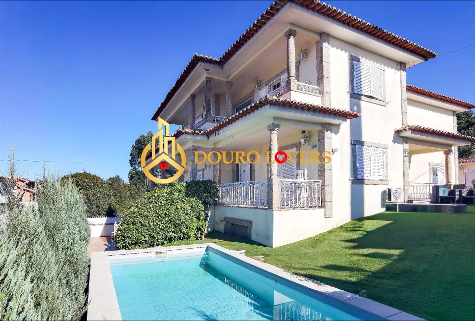 Casa 4 habitaciones 573m² en venta - Ferreira