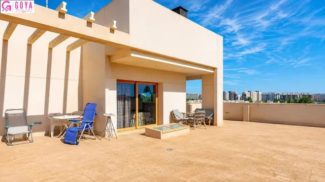 EXTRAORDINARIO CHALET EN GOLF, PLAYA SAN JUAN — 11