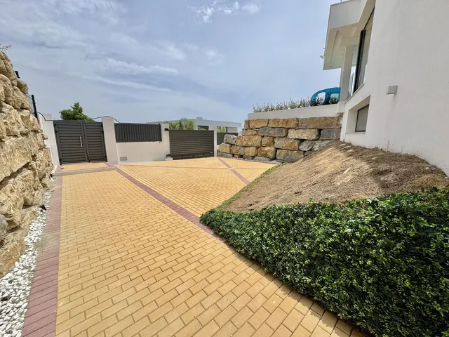 Chalet 6 habitaciones 460m² en venta - Costa Del Sol — 50